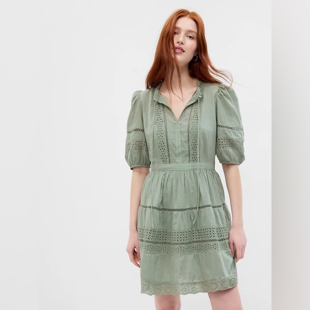 GAP Green Puff Sleeve Lace Mini Dress
